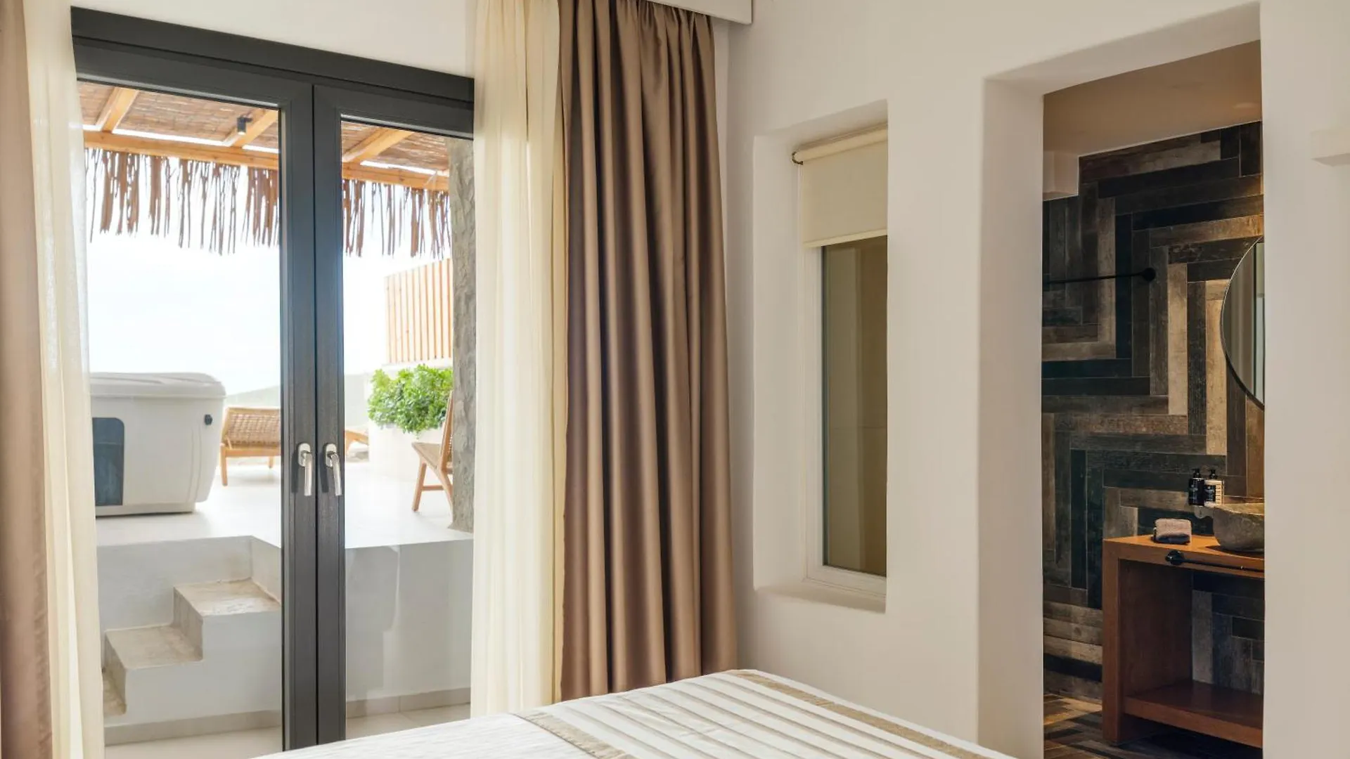 Ftelia Bay Boutique Hotel 4*, Ftelia (Mykonos)